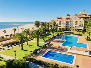 piscinas apartamentos isla canela